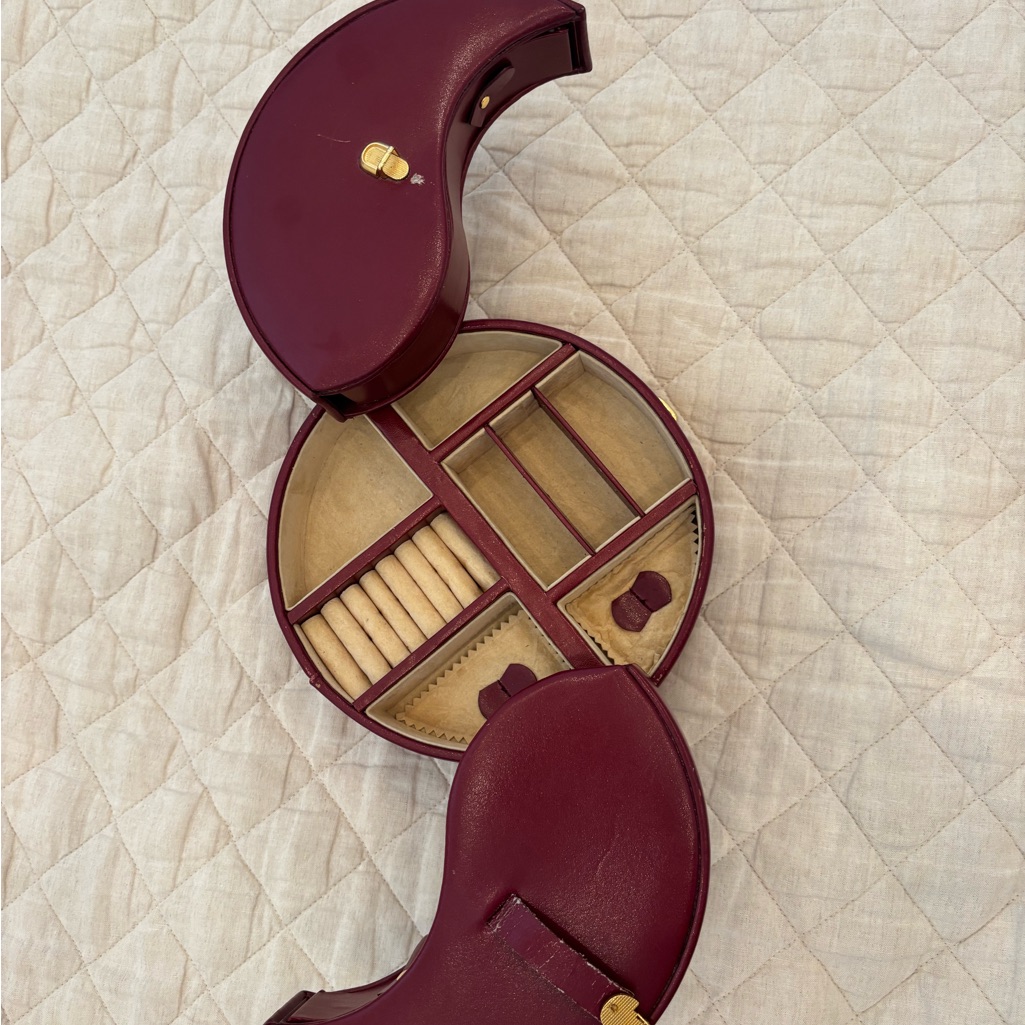 Wolf Designs Burgundy Leather Round Jewelry Case